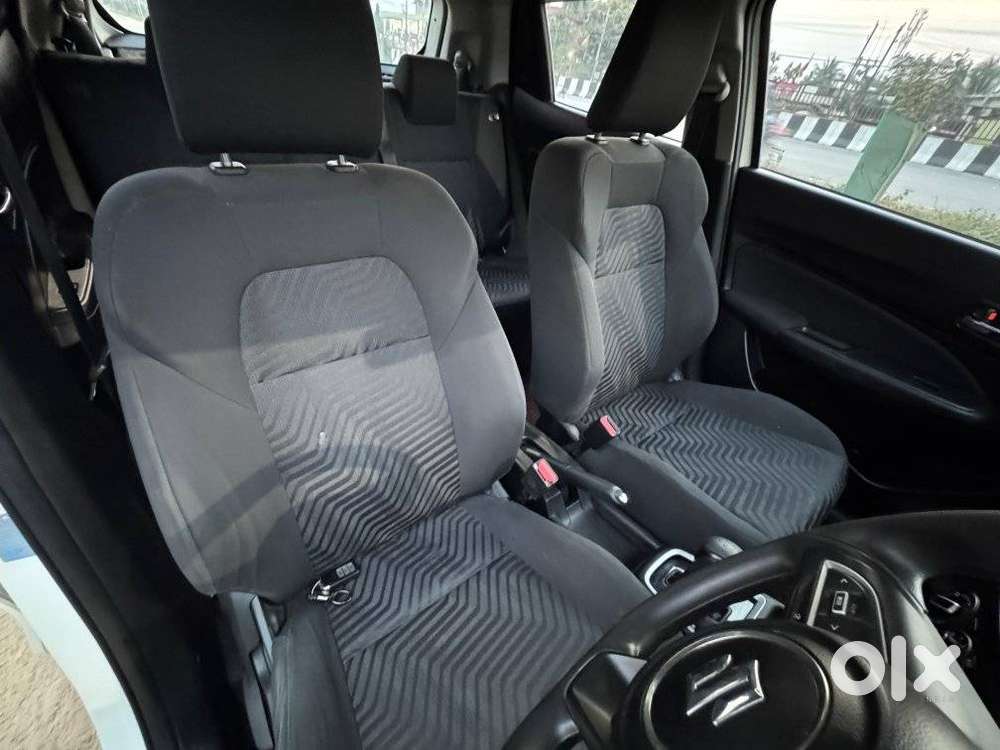 Maruti Suzuki Swift Amt Vxi, 2020, Petrol