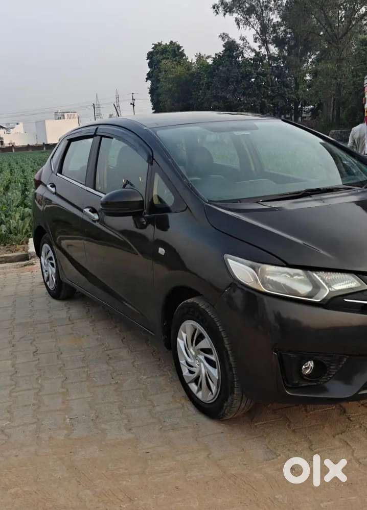 Honda Jazz 2016 Diesel 120000 Km Driven