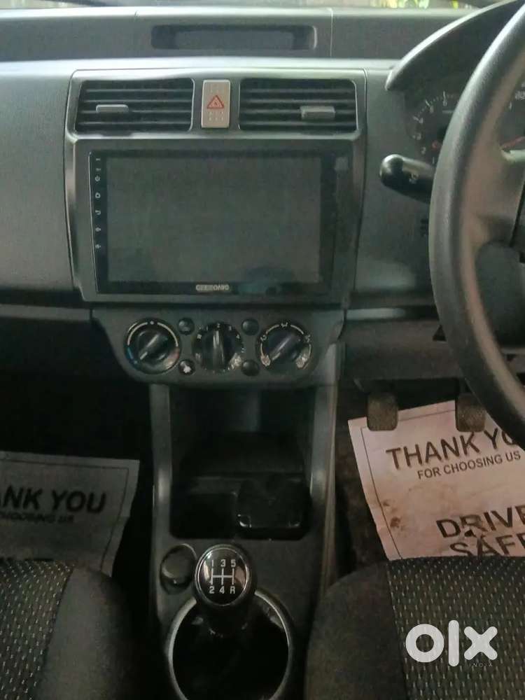 Swift Maruti Petrol 2006 Manual Second-owner