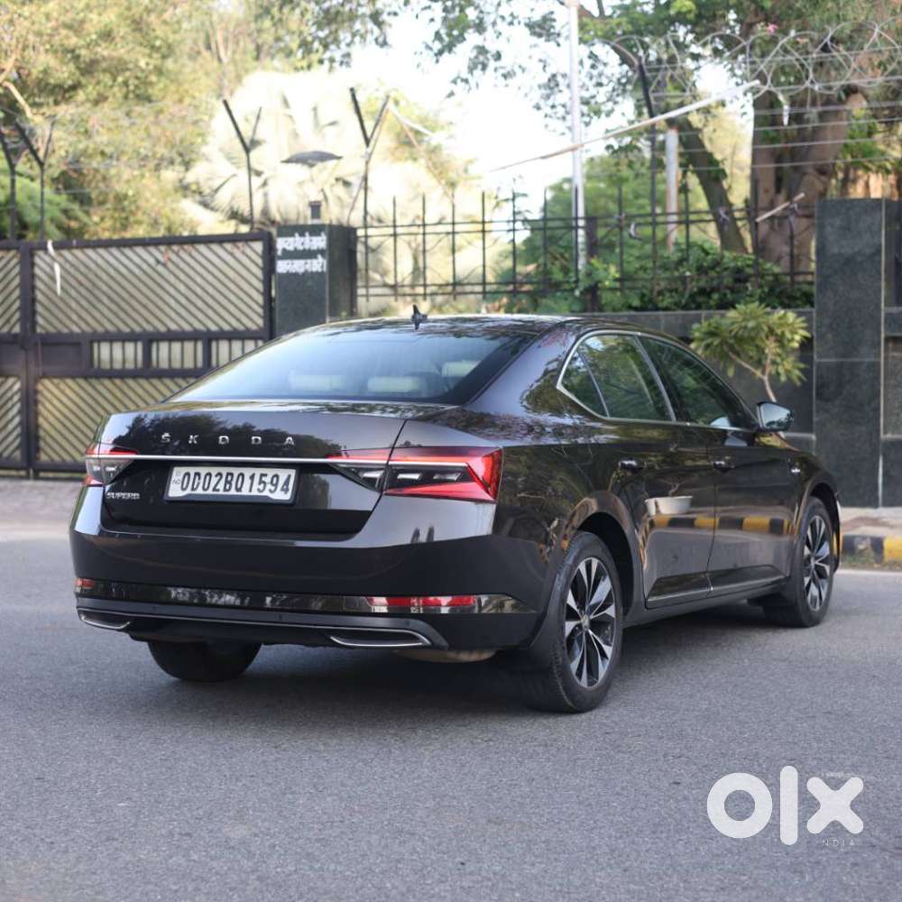 Skoda Superb 2.0 L&k Tsi At, 2021, Petrol