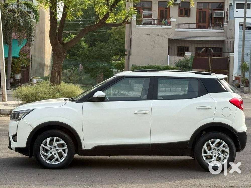 Mahindra Xuv300, 2023, Diesel