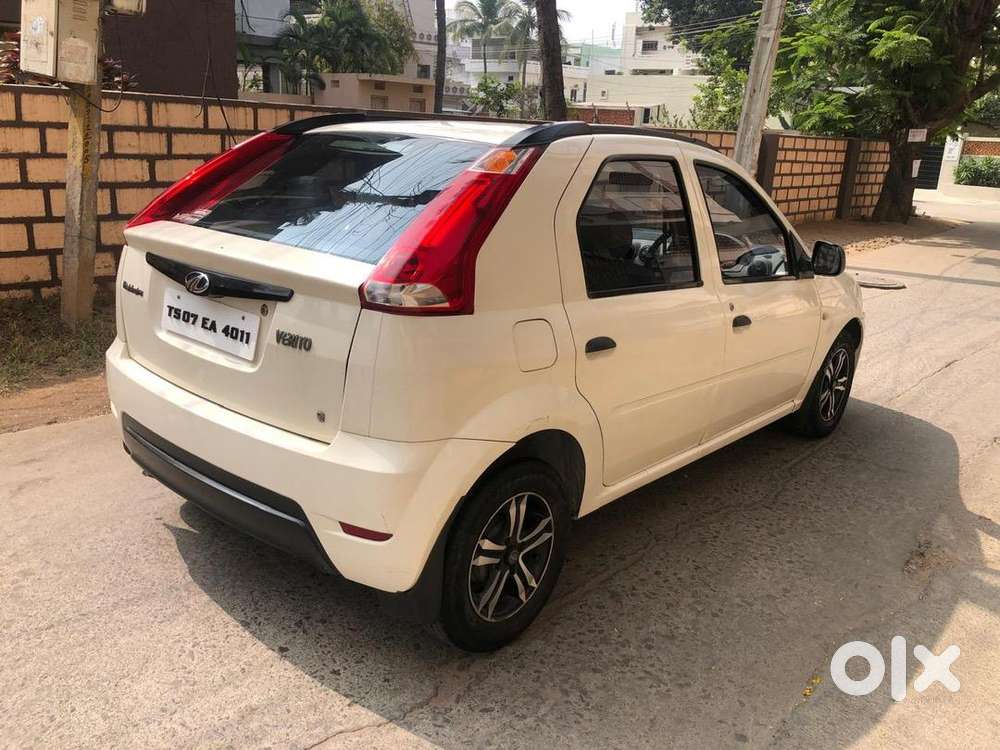 Verito Diesel 2014 Model 80000kms White Colour Price:2,50,000/-neo