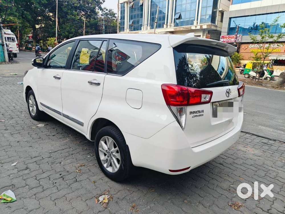 Toyota Innova Crysta 2.4 Vx Mt, 2016, Diesel
