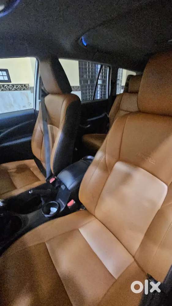 Toyota Innova Crysta 2.4 Vx 2021