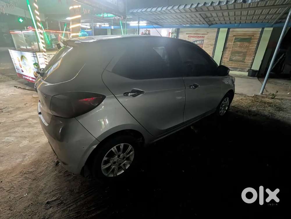 Tata Tiago 2016 But 2017 Register