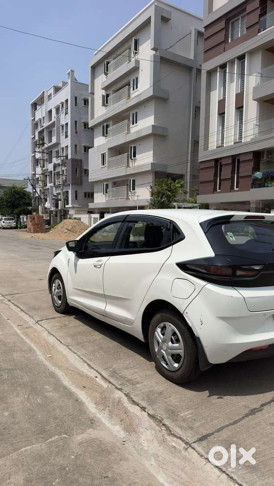 Tata Altroz 1.2 Xt, 2021, Petrol