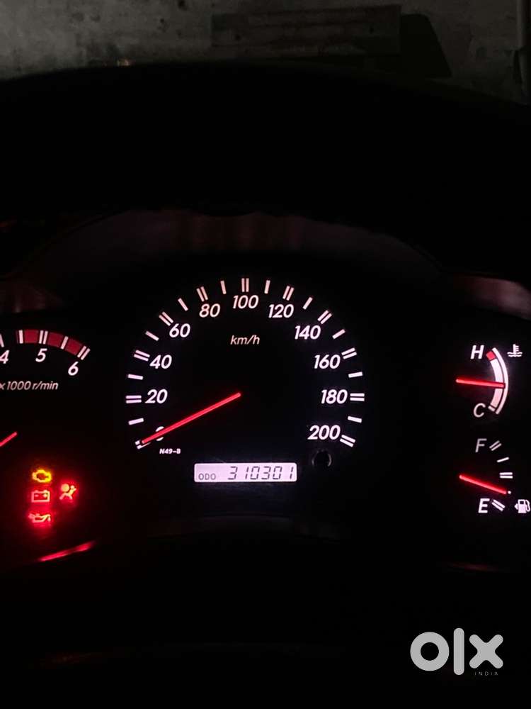Toyota Innova Diesel 2010 Car