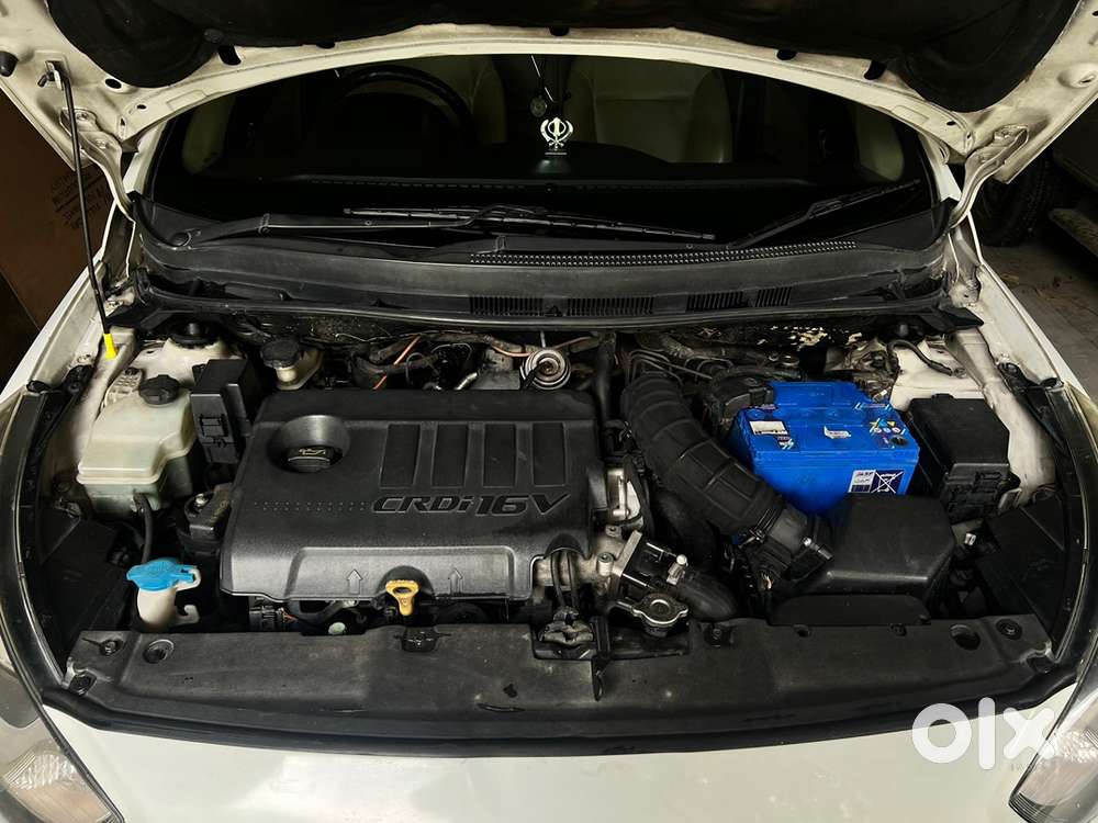 Hyundai Fluidic Verna 2012