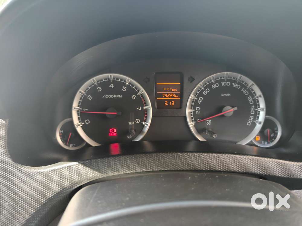 Maruti Suzuki Swift Vxi Optional, 2013, Petrol