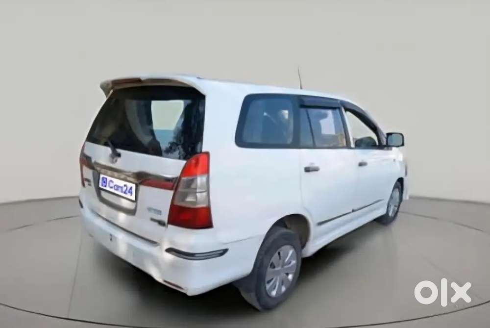 Toyota Innova 2013 Diesel 209000 Km Driven 5th Owner