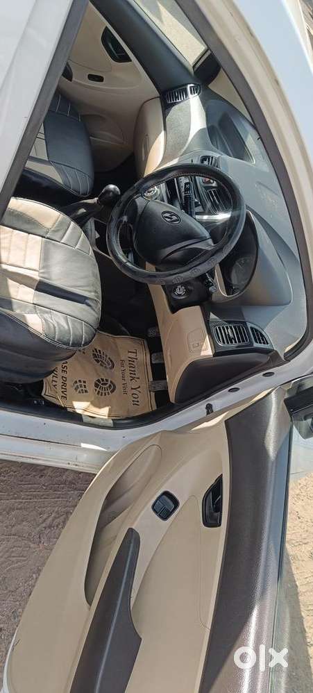 Hyundai Eon 2015 Petrol Well Maintained