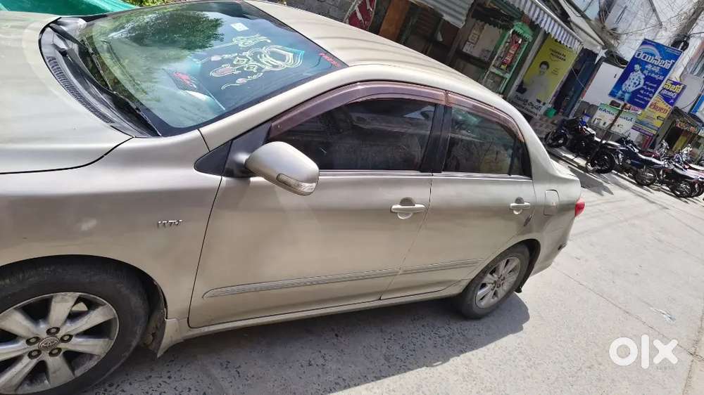 Toyota Corolla H3 2011