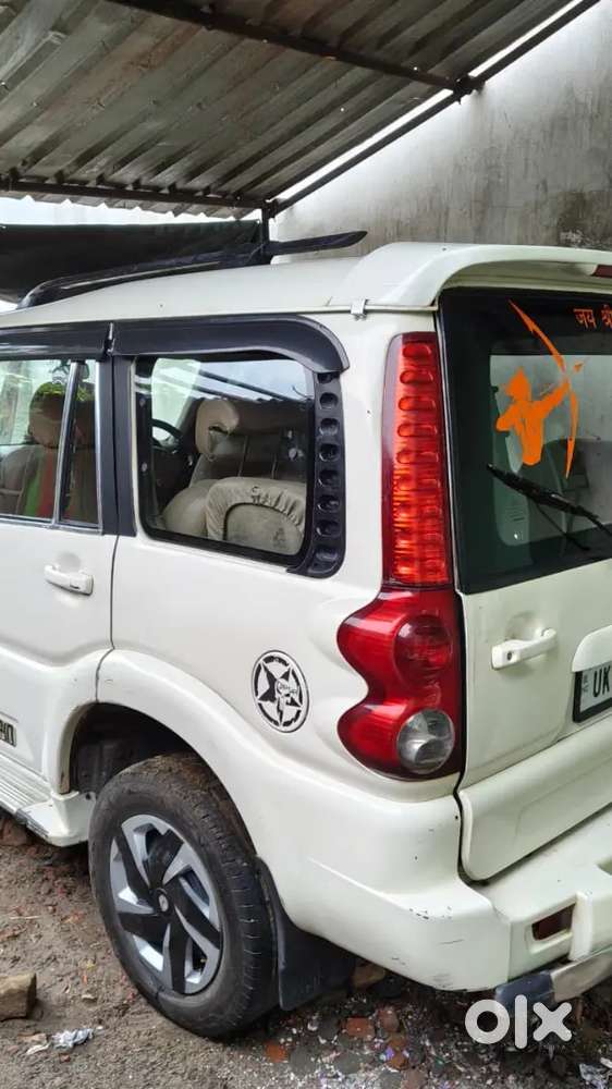 Mahindra Scorpio Classic 2011 Diesel 148000 Km Driven