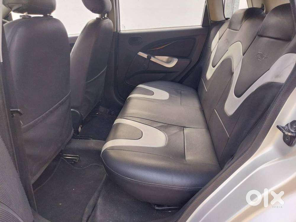 Ford Figo 2010-2012 Petrol Lxi, 2011, Petrol