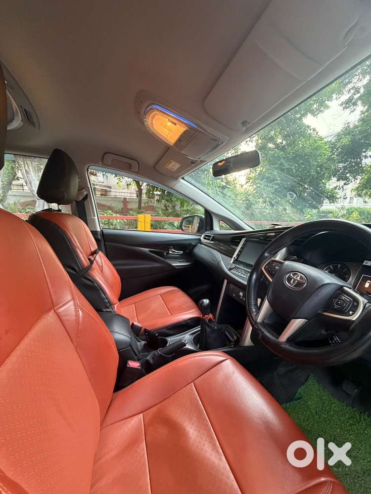 Toyota Innova Crysta Diesel 2025
