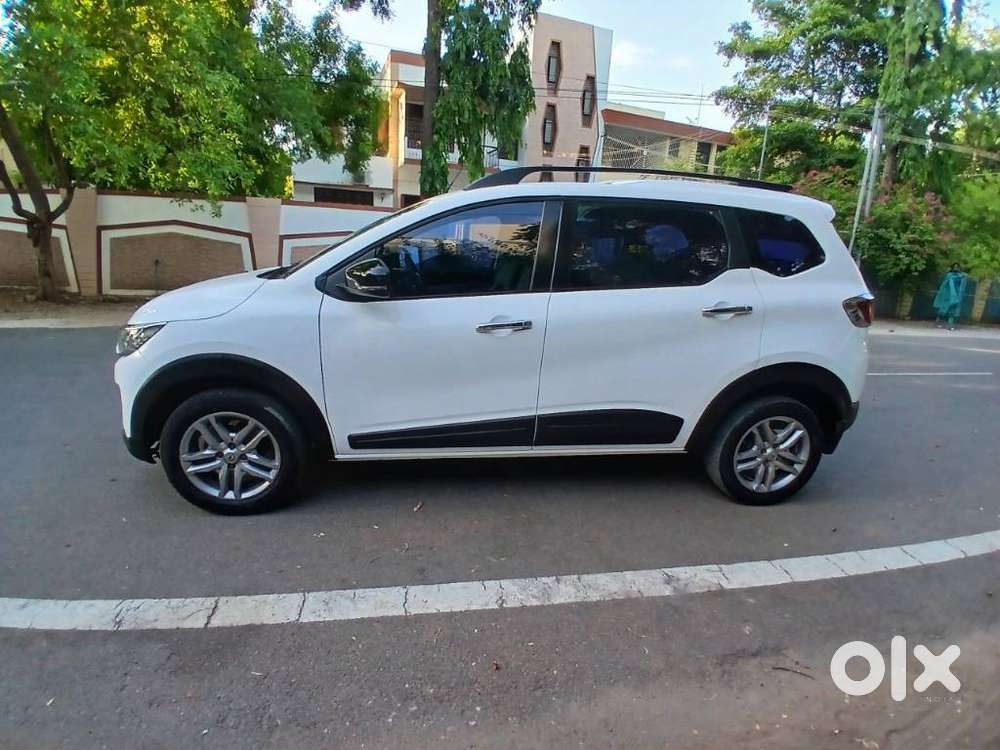Renault Triber Rxz, 2021, Petrol
