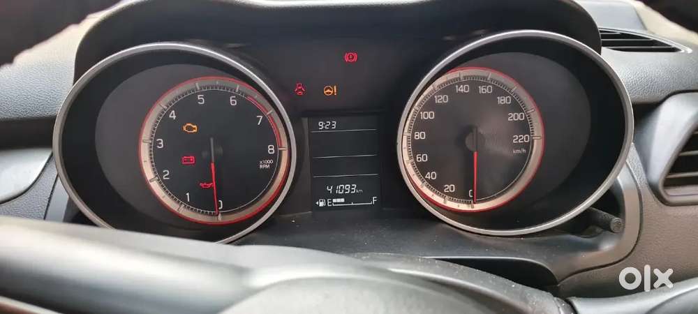Maruti Suzuki Swift Vxi 2019