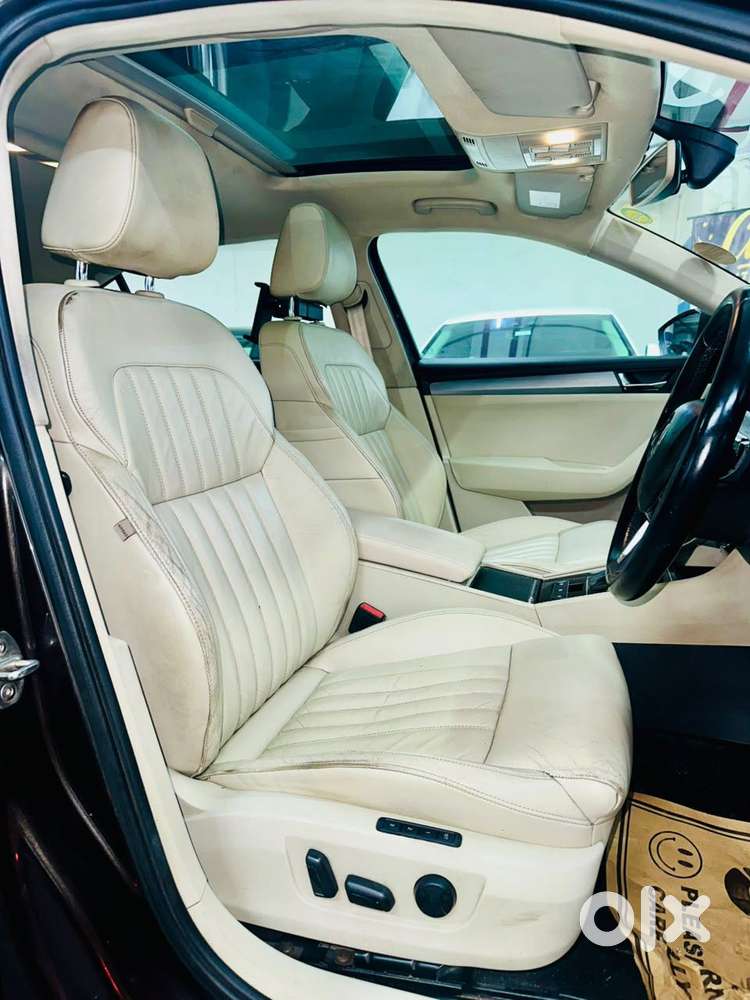 Skoda Superb Style 1.8 Tsi At, 2019, Petrol