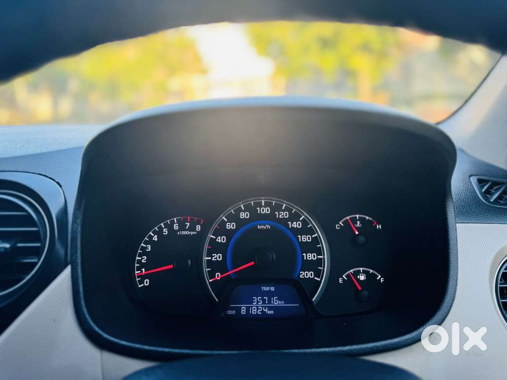 Hyundai Grand I10 Sportz, 2017, Petrol