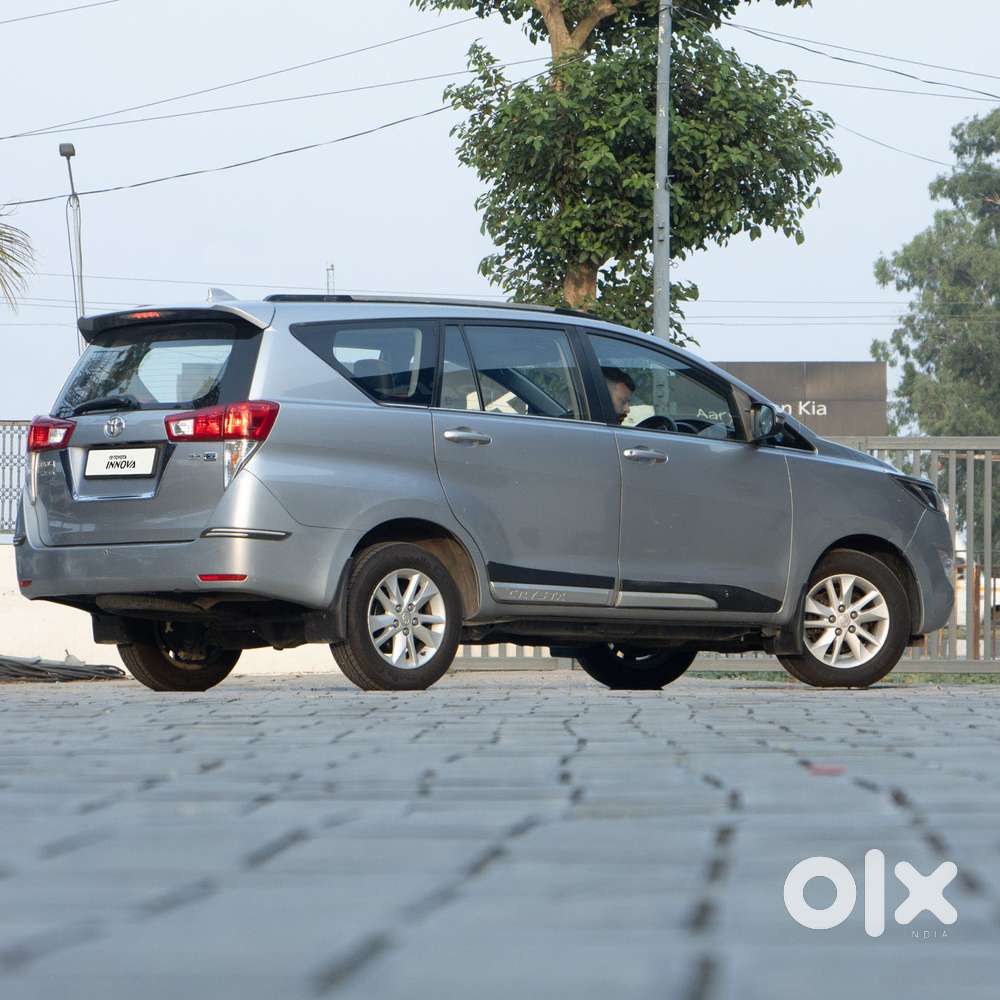 Toyota Innova Crysta 2.4 G Mt 7 Str, 2020, Diesel