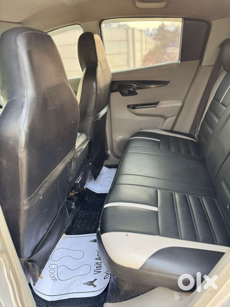 Mahindra Kuv 100 2016-2017 Mfalcon D75 K8 5str, 2016, Diesel