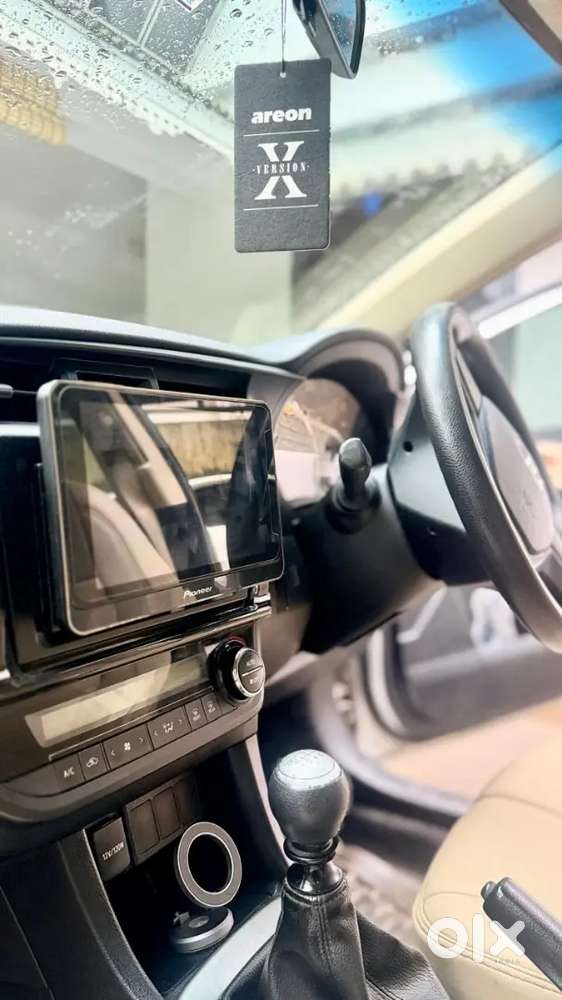 Toyota Corolla Altis 2015 December
