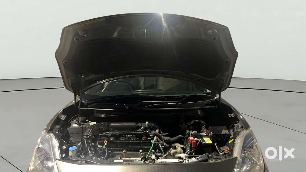 Maruti Suzuki Swift Dzire Amt Vxi, 2022, Petrol