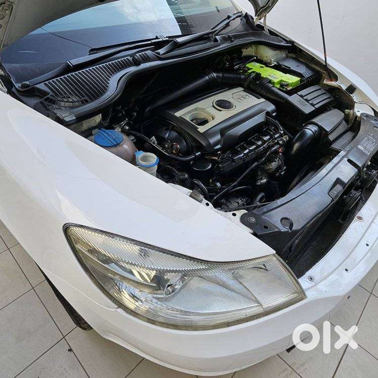 Skoda Laura 1.8 Tsi Ambition, 2013, Petrol