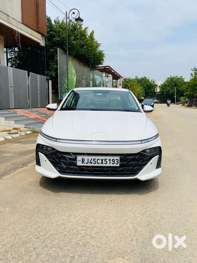 Hyundai Verna, 2023, Petrol