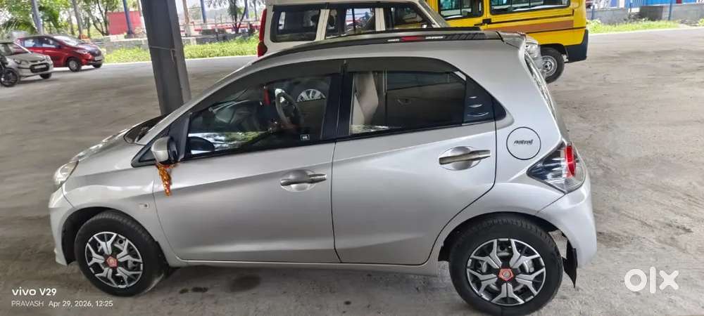Honda Brio 2013 Petrol Mt