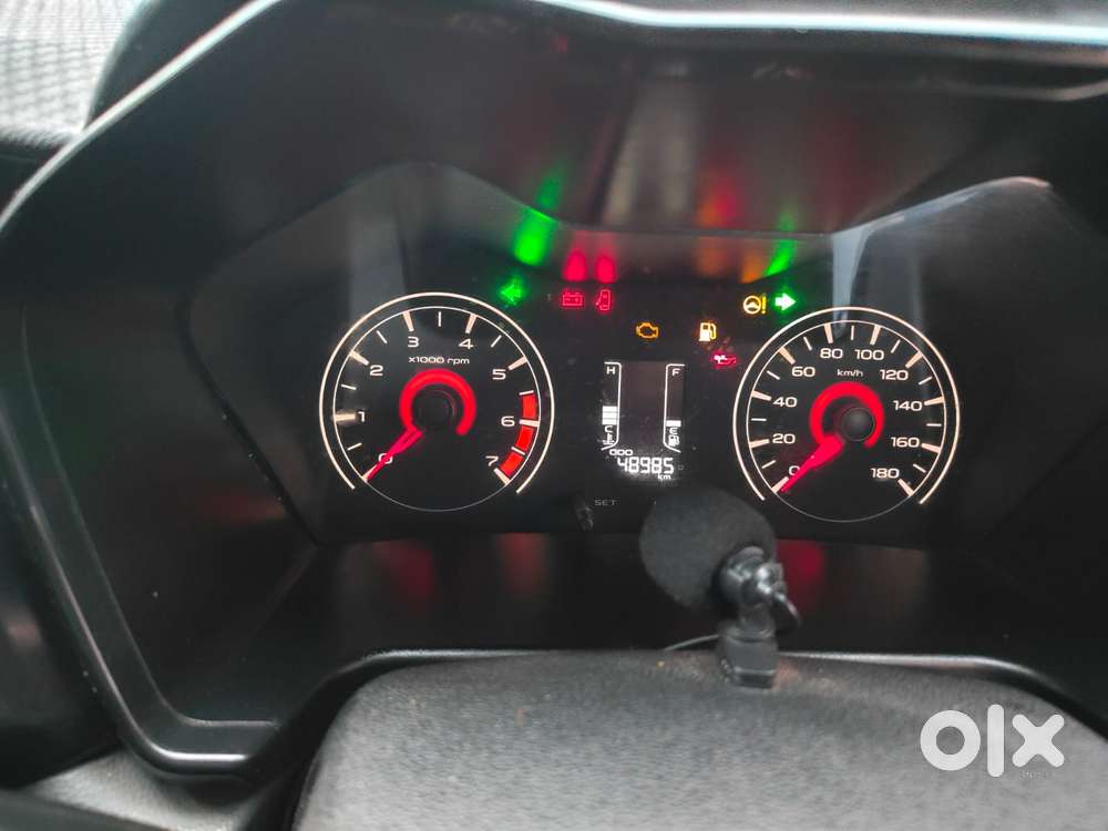 Mahindra Kuv 100 Mahindra-kuv-100-g80-k2-plus, 2019, Petrol