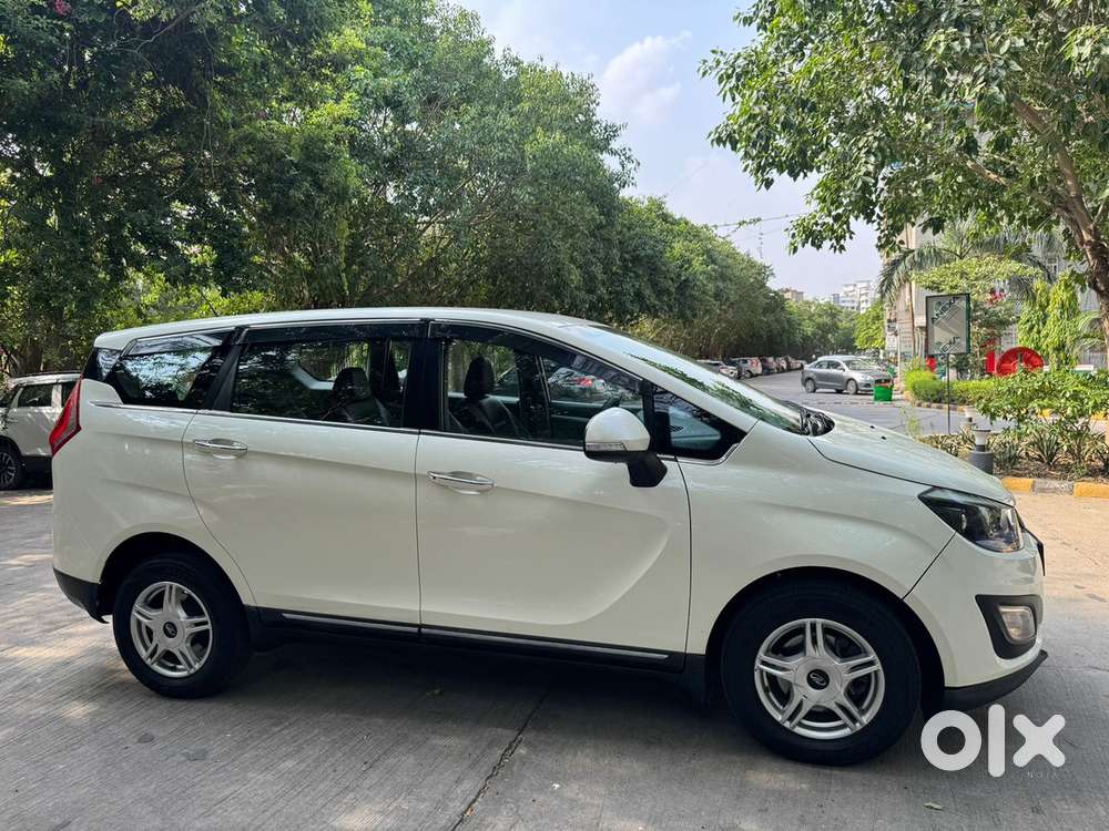 Mahindra Marazzo Diesel 2018