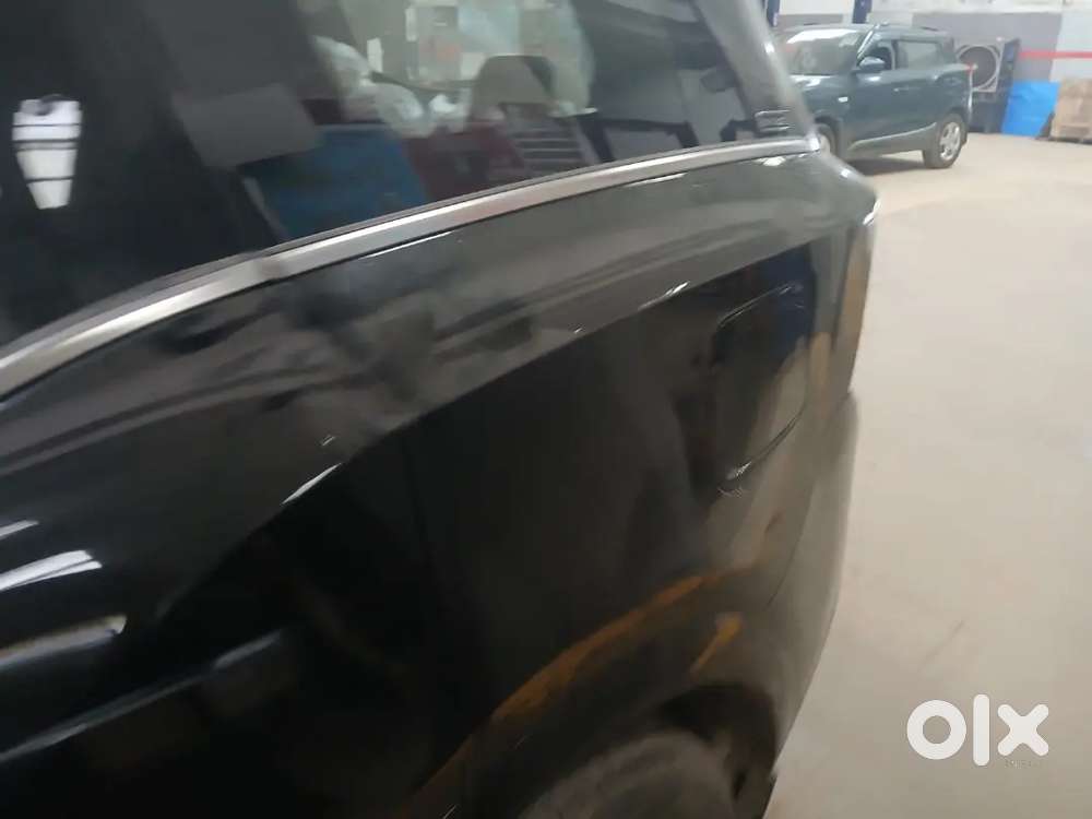 Mahindra Xuv700 Ax7 2026