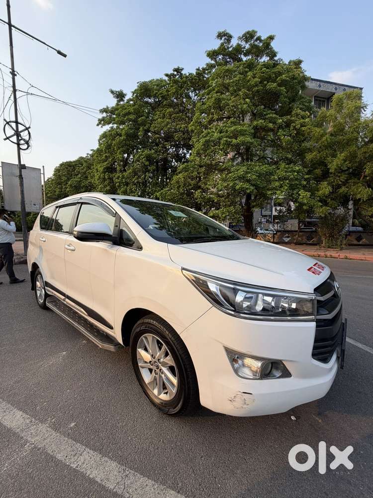 Toyota Innova Crysta 2.4 G Mt, 2019, Diesel