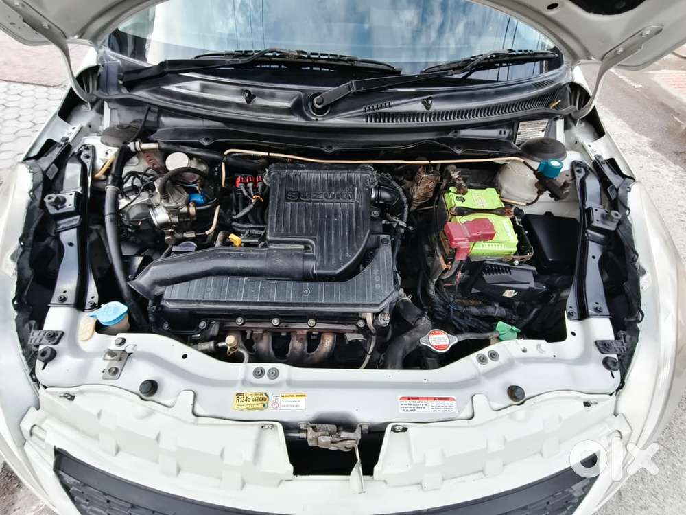 Maruti Suzuki Swift Vvt Zxi, 2015, Cng & Hybrids