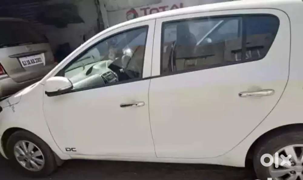 Hyundai I20 2012 1.4 Crdi Asta Top Model
