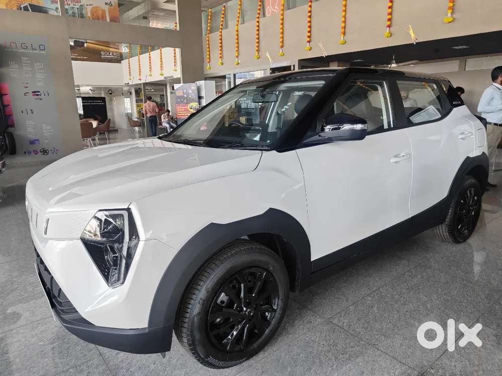 Mahindra Xuv 3xo 2026 Manual All Variant Colour Available