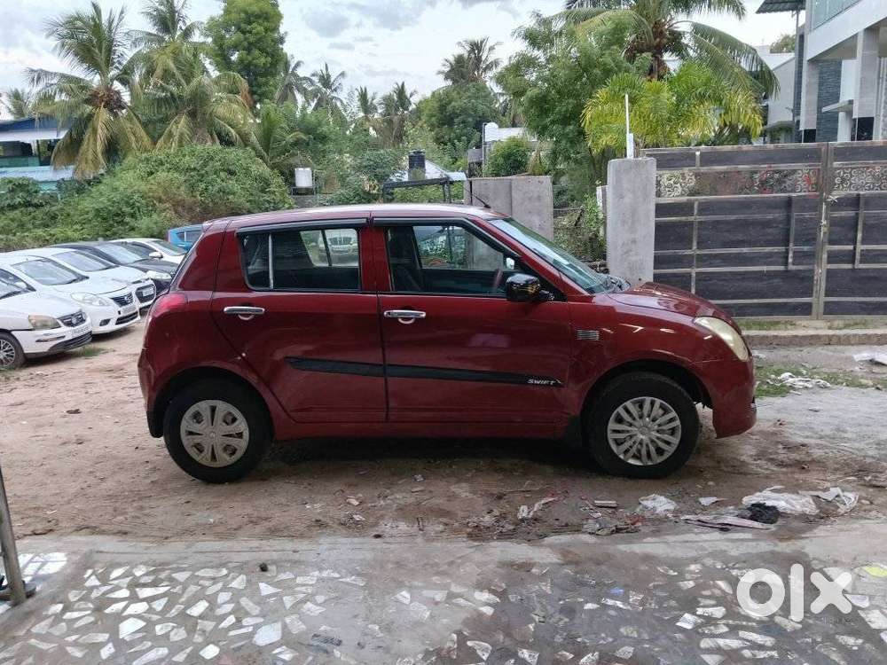 Maruti Suzuki Swift 1.2 Lxi (o), 2006, Petrol