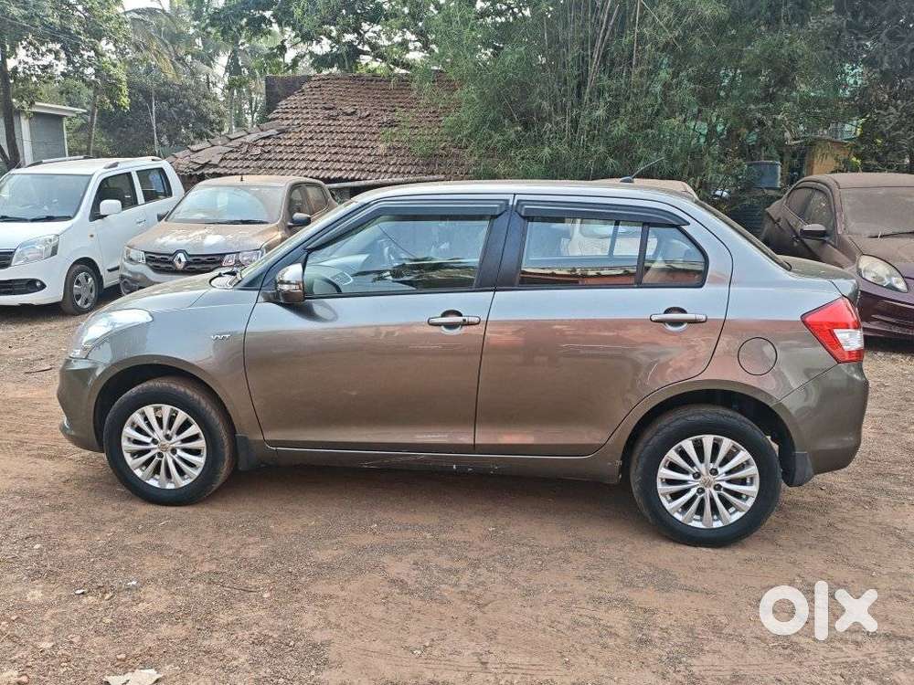 Maruti Suzuki Swift Dzire 1.2 Zxi Bsiv, 2016, Petrol