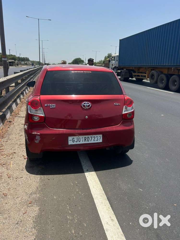 Toyota Etios Liva 2013