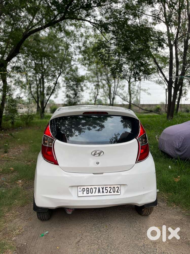 Hyundai Eon 1.0 Magna 2015