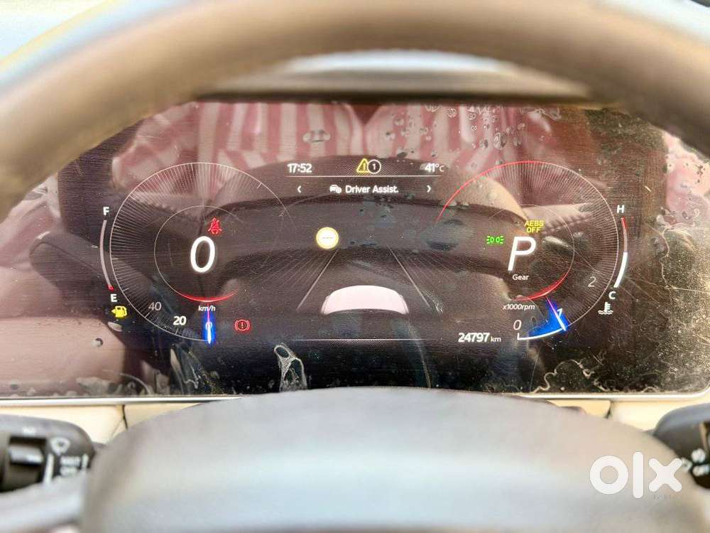 Mahindra Xuv700 2.2 Ax 7 Diesel At Luxury Pack Str, 2025, Diesel