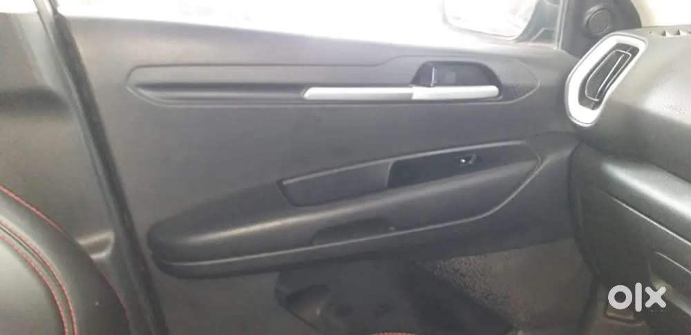 Kia Sonet 200 Diesel Well Maintained