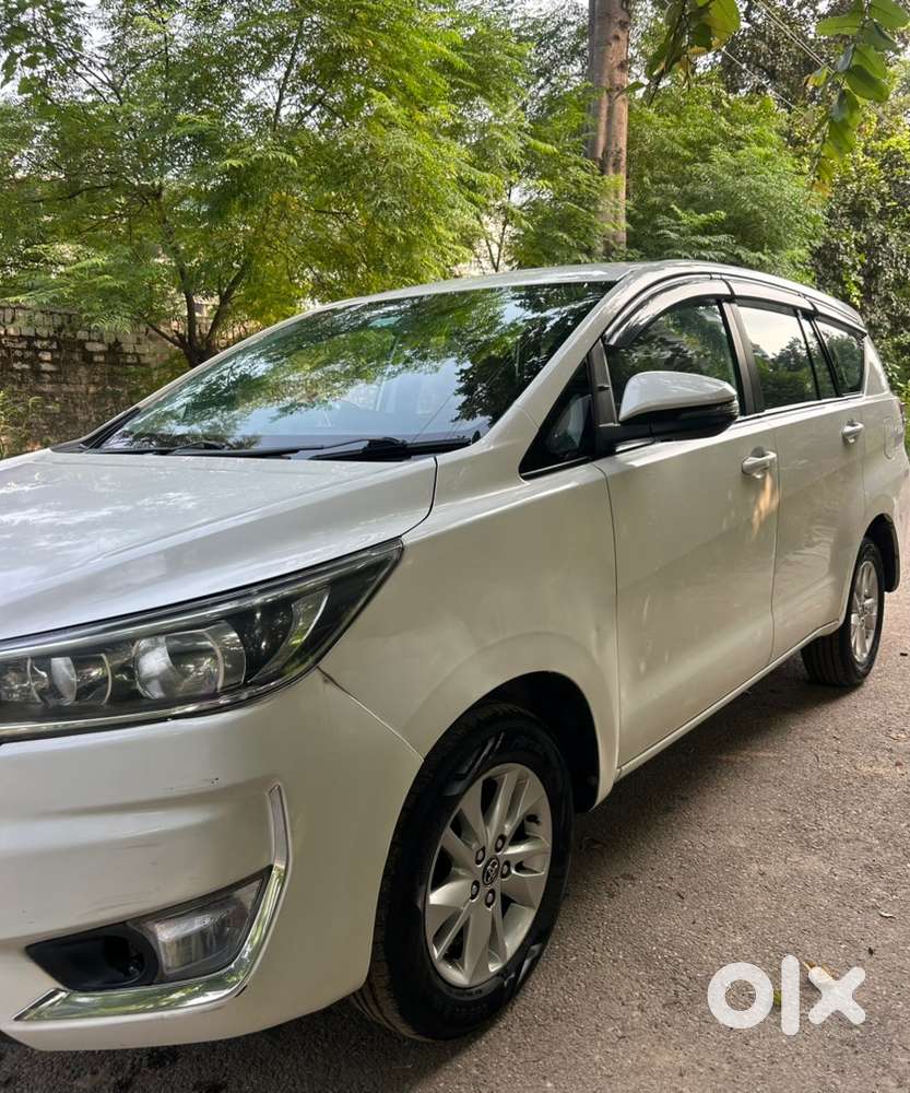Toyota Innova Crysta 2019