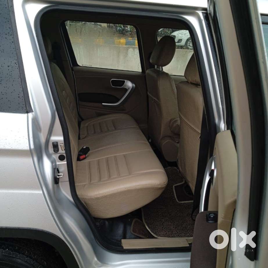 Mahindra Tuv 300 T8, 2020, Diesel