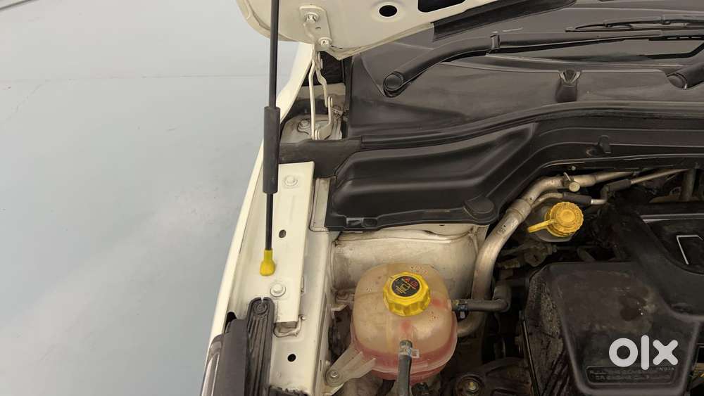 Mahindra Xuv300 W8 Option Diesel, 2021, Diesel