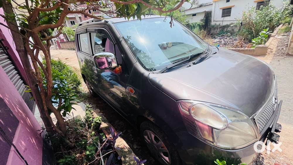 Maruti Suzuki Wagon R Vxi Petrol 2013