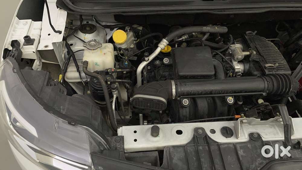 Renault Triber Rxt, 2023, Petrol