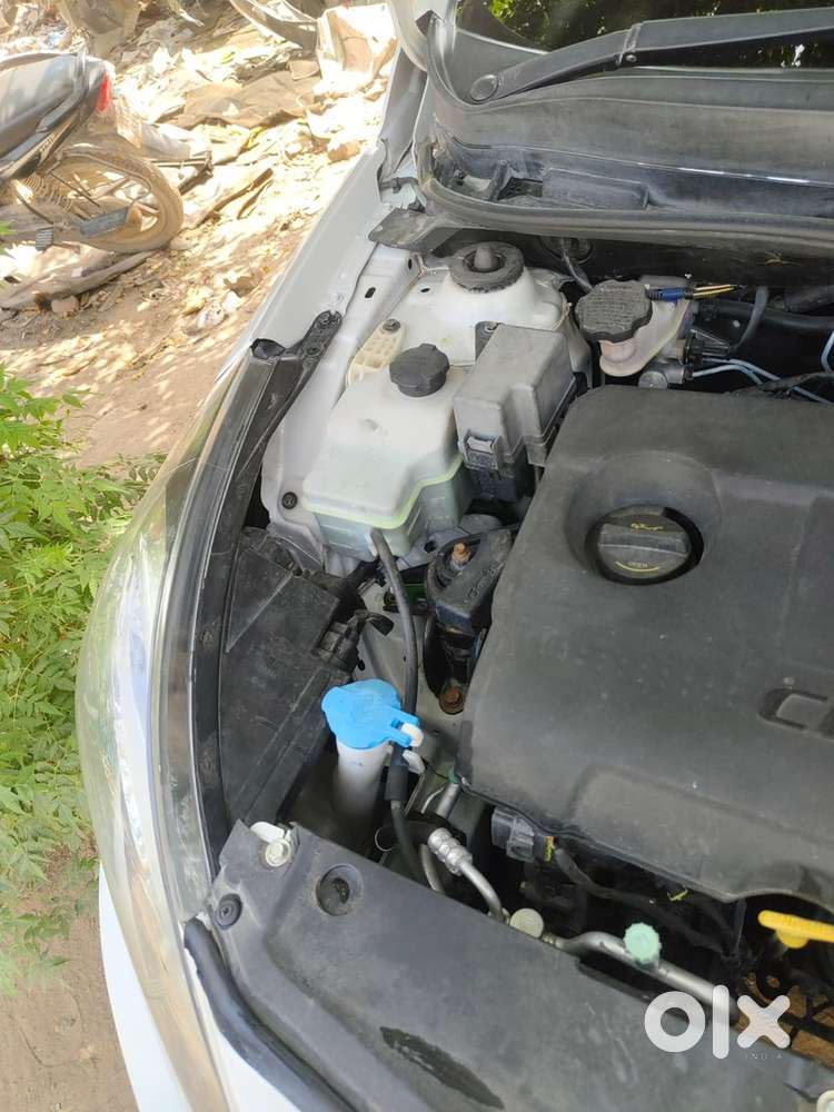 Hyundai Fluidic Verna 2014