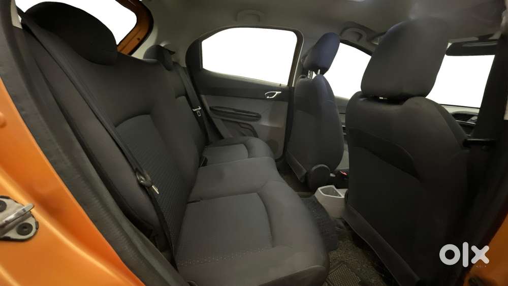 Tata Tiago 1.2 Revotron Xz, 2017, Petrol
